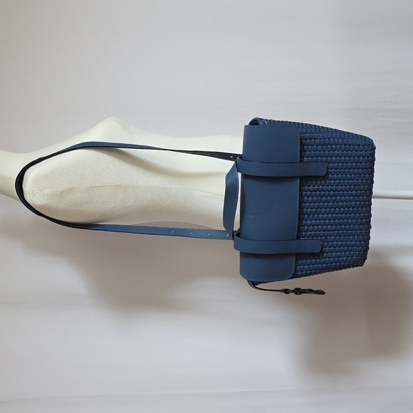 Heidi Carey Blue Woven Leather Freehand Bag. - Picture 1 of 16